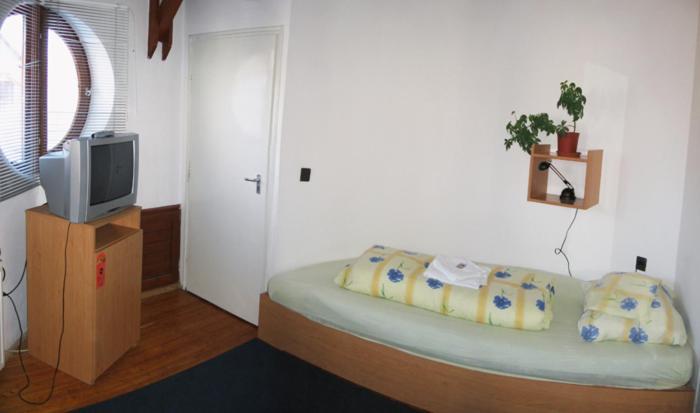 Nadix Panzio Bed & Breakfast Debrecen Bilik gambar