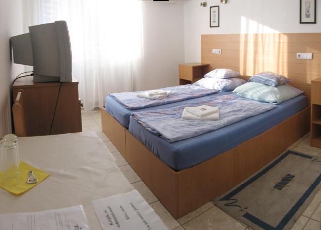 Nadix Panzio Bed & Breakfast Debrecen Bilik gambar